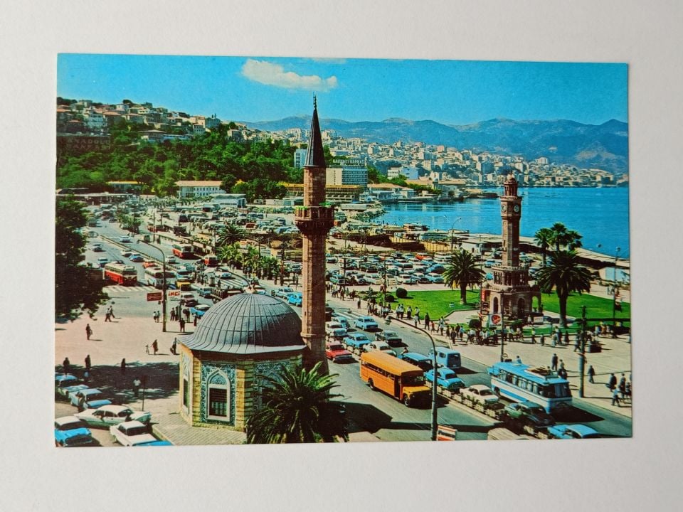 İzmir - Konak camiisinden bir görünüş - Kartpostal