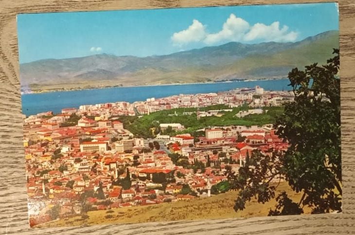 İzmir - Şehrin umumi görünüşü - Kartpostal