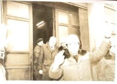 12 Eylül'de Necmettin ERBAKAN Mahkemeden çıkarken - 13x18 fotoğraf