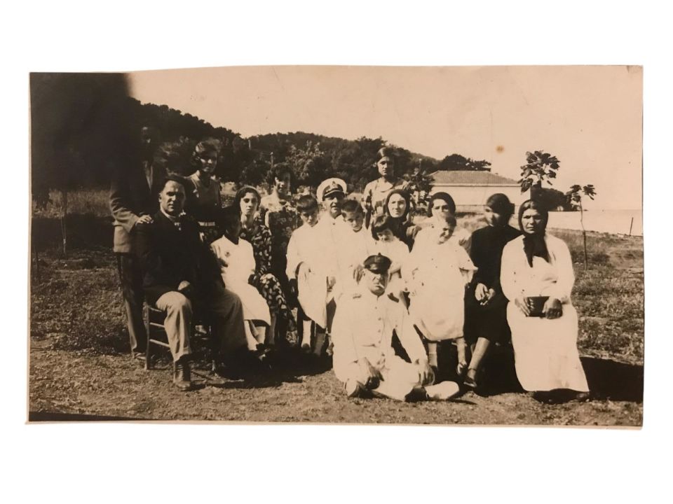 1932 - Heybeliada Plaj Gazinosu'nda poz verenler