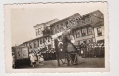 23 Nisan töreni -  Fotoğraf (Arkasında kurşun kalemle Ankara yazıyor.) 23 Nisan