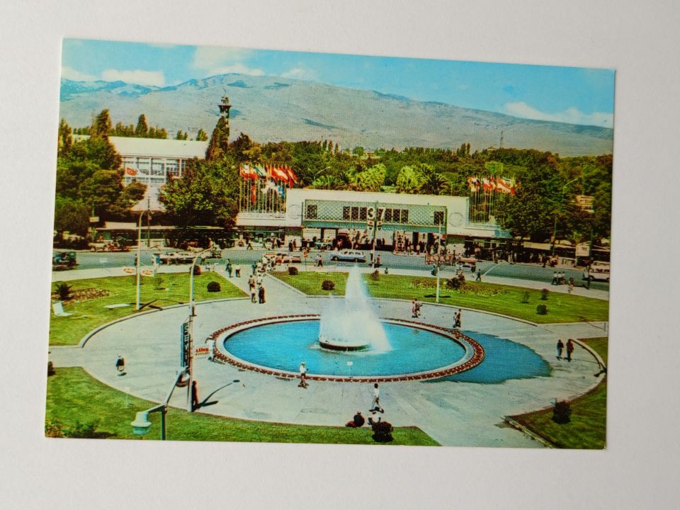 İzmir -Basmahane fuar kapısı görünüşü - Kartpostal