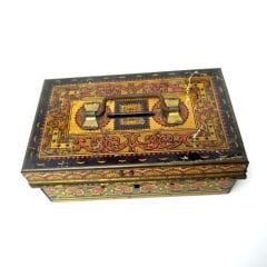 Çekoslovak 1950'lerin sonu metal sandık formlu kumbara