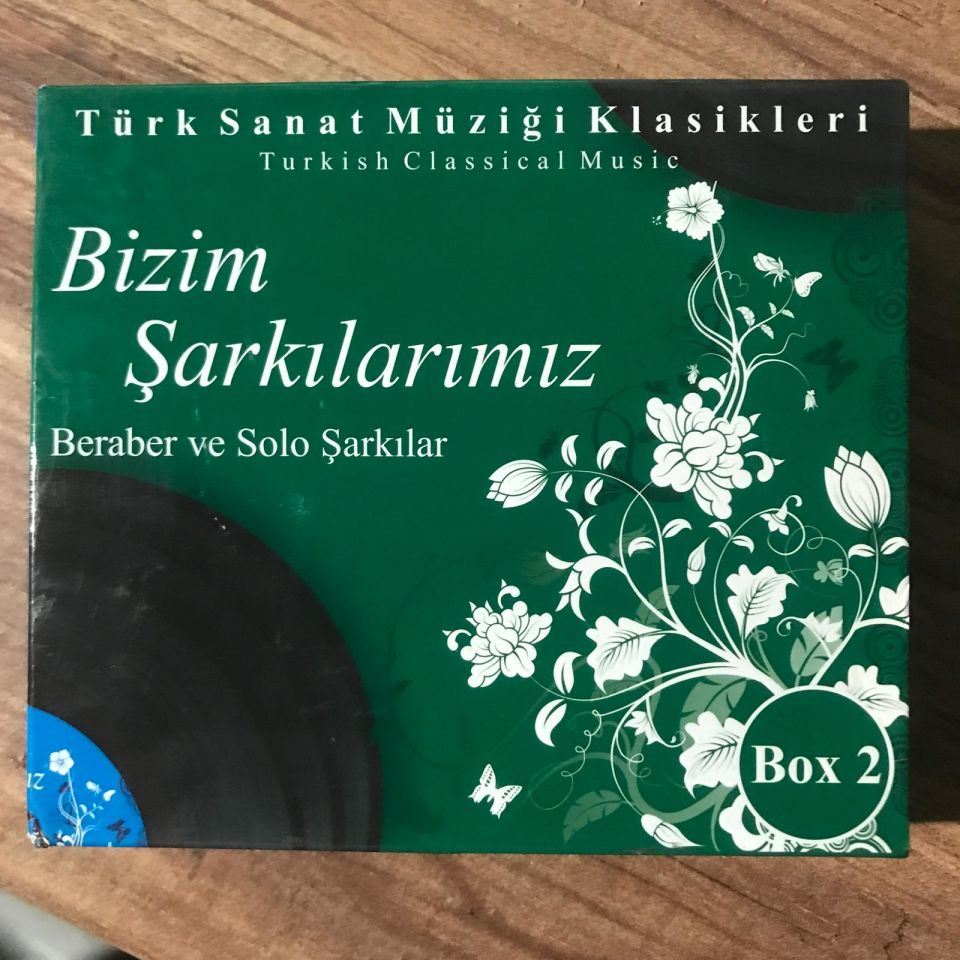 Bizim Şarkılarımız Beraber ve Solo Şarkılar * Box 2 - 3 adet CD