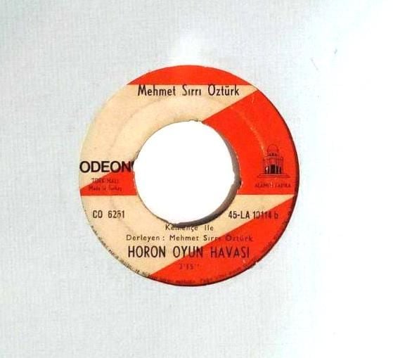 Yeni horon havası - Horon oyun havası / Mehmet Sırrı ÖZTÜRK - 45'lik Plak