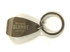 Guinnes Blonde American Lager - Açacak anahtarlık