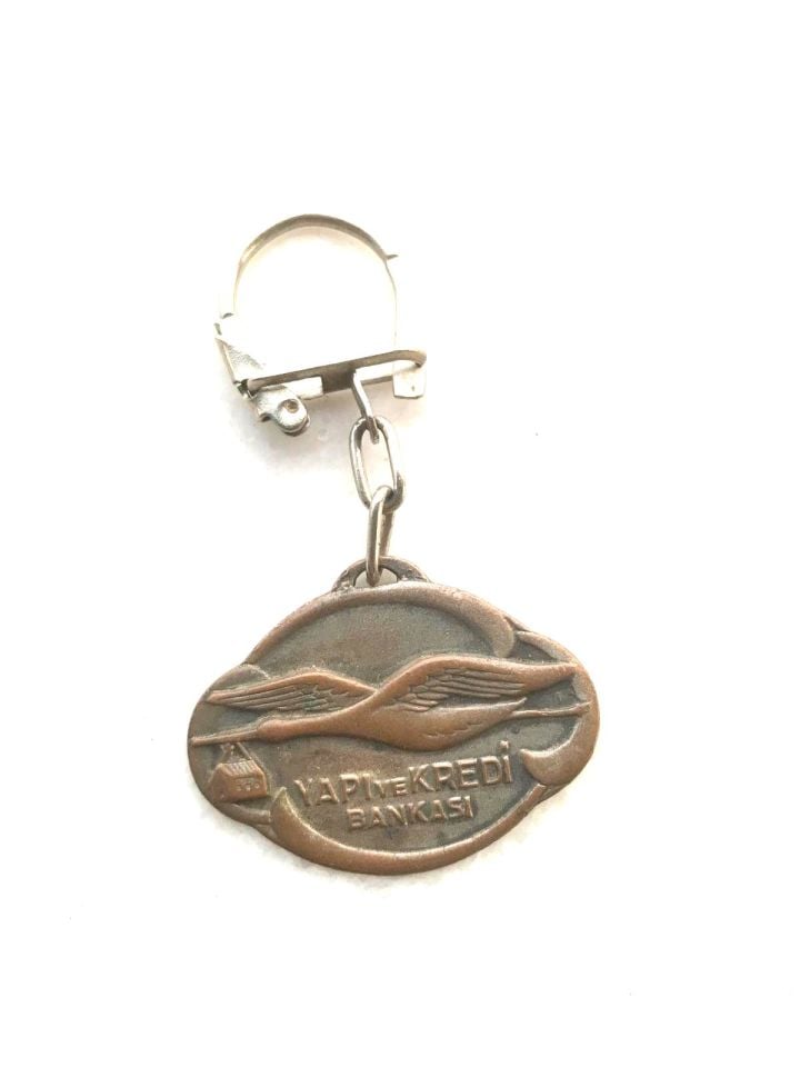 Yapı ve Kredi Bankası - Bronz anahtarlık (Zincir kısmı metalik)