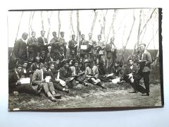 Açık havada ders yapan talebeler / Fotoğraf