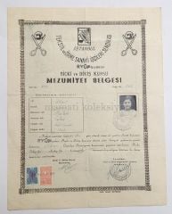 İstanbul Tekstil ve Örme Sanayii İşçileri sendikası EYÜP Şubesi  Biçki ve Dikiş Kursu Mezuniyet Belgesi - 1942 - Efemera
