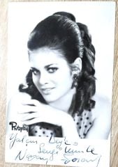 Nazan ŞORAY imzalı fotoğraf - Kartpostal