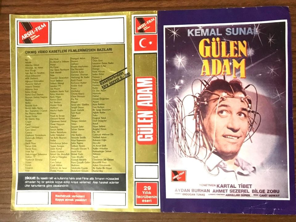 Gülen Adam - Kemal SUNAL - Video Kaset Kartoneti / KASET DEĞİLDİR