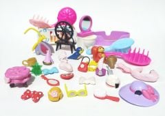 33 adet Barbie vs. aksesuarlar / Oyuncak