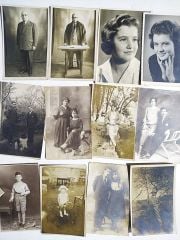 1950'li yıllar, ülkemizde yaşayan Rum bir aileye ait 40 adet fotoğraf