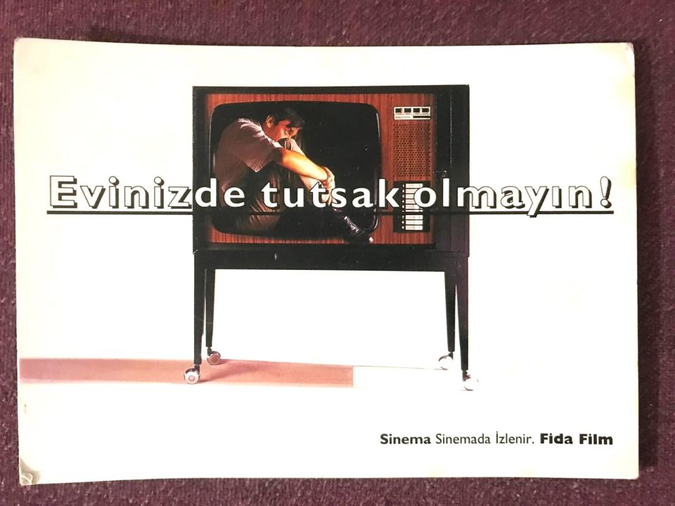 Evinize tutsak olmayın - Sinema sinemada izlenir.Fida film / Reklam kart