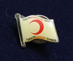 Turkish Redcrescent Society / Türkiye Kızılay Derneği - Rozet