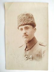 Osmanlı Subay fotoğrafı - Osmanlıca yazı ve fotoğrafçı damgası okunmuyor. / Fotoğraf