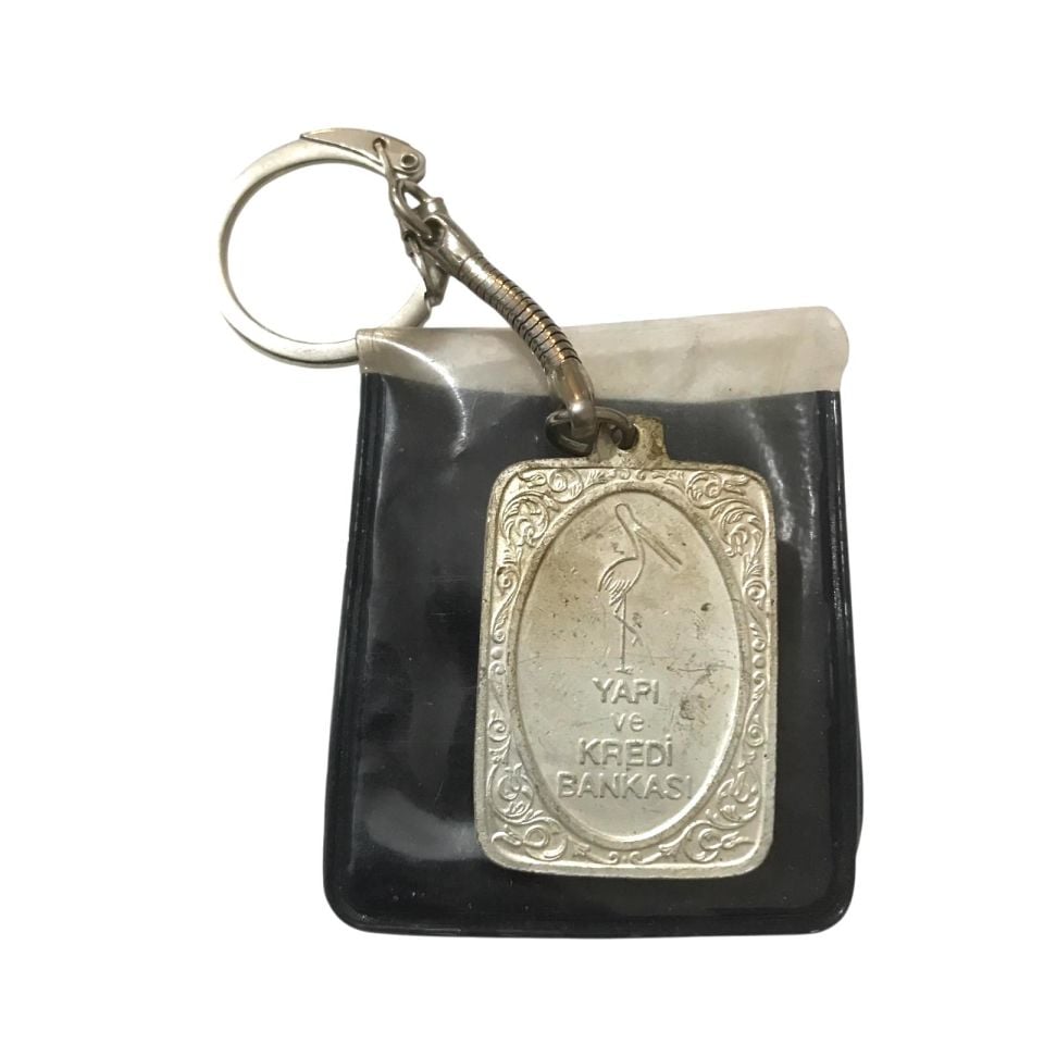 Yapı ve Kredi Bankası - Daima en iyi hizmet / Ambalajında anahtarlık