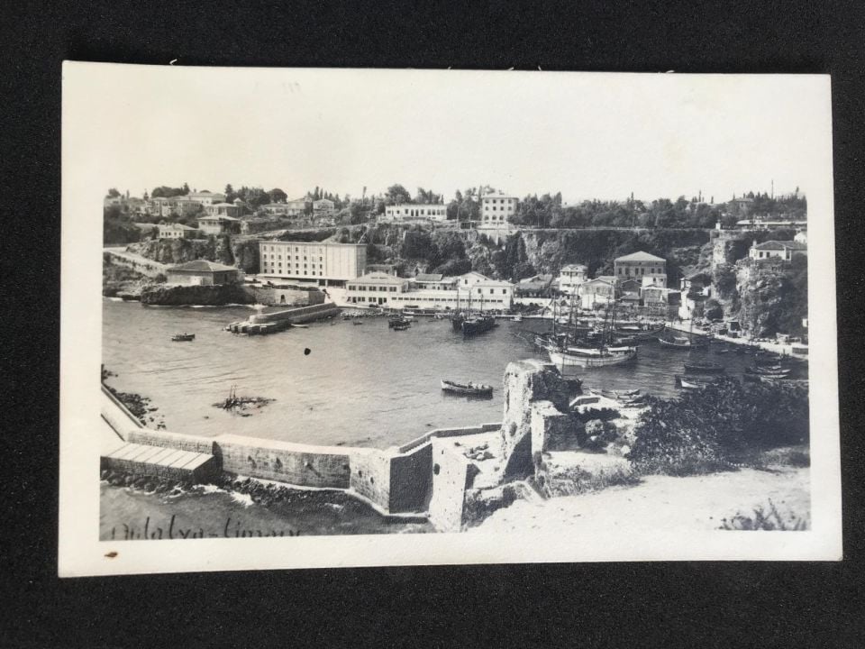 Antalya Foto IŞIK - Umumi görünüş / Fotokart