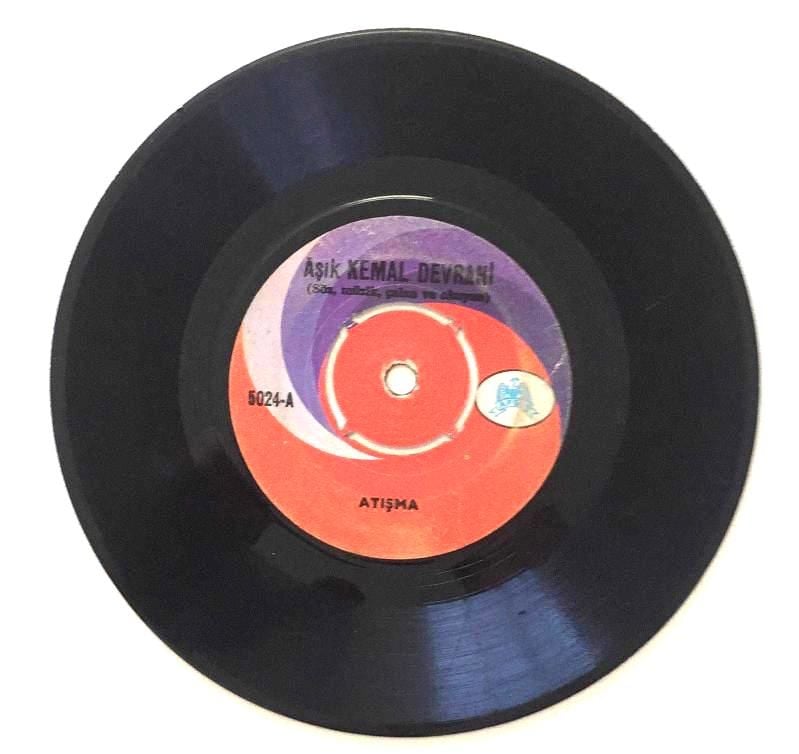 Atışma - Yiğit Olan Derdini Açmaz  / Aşık  Kemal Devrani - 45'lik PLAK