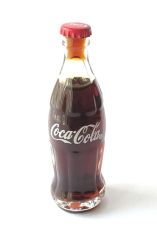 Coca Cola, minyatür içi dolu cam şişe - 7.5 cm