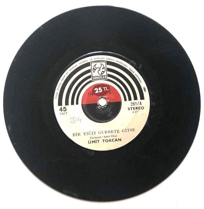 Bir Yiğit Gurbete Gitse - Gel Sevdiğim Gel / Ümit Tokcan - 45'lik Plak