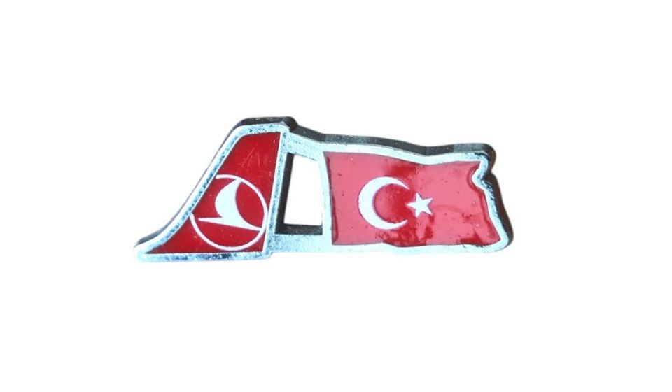 Türk Hava Yolları - Türk Bayraklı / Eski rozet