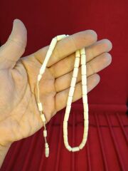 TOZ KEHRİBAR TESBİH KESME KESİM BEYAZ RENKLİ SİSTEMLİ 11MMX5MM ÖZEL ÖLÇÜ