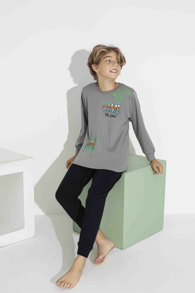 Erkek Çocuk Uzun Kollu Pijama Takımı – Rahat Interlok Kumaş 7411G