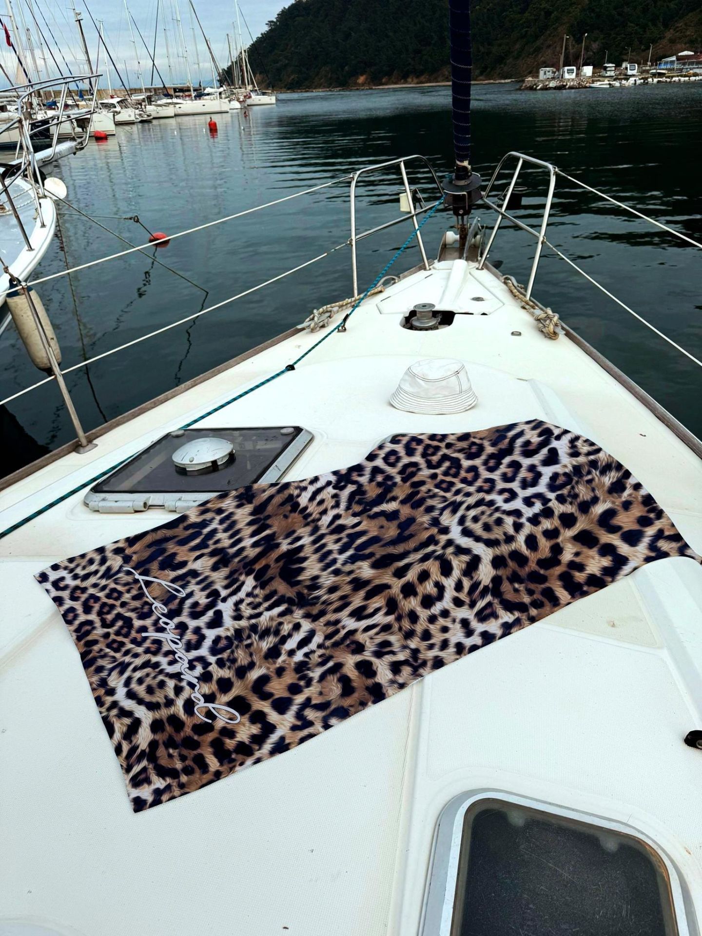 Miami Beach Leopar Desenli Şık Unisex Plaj Havlusu 70x150 098-
