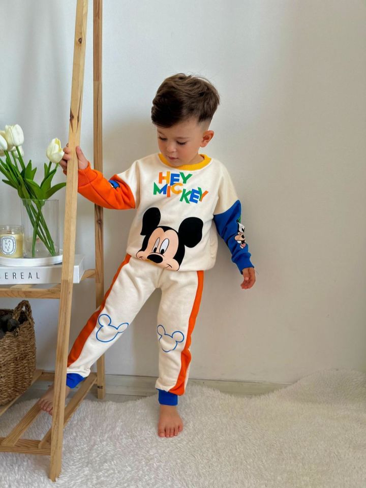 Yeni Sezon Baharlık  Unisex Mickey Mouse Mevsimlik  Alt Üst Eşofman Takımı 2245