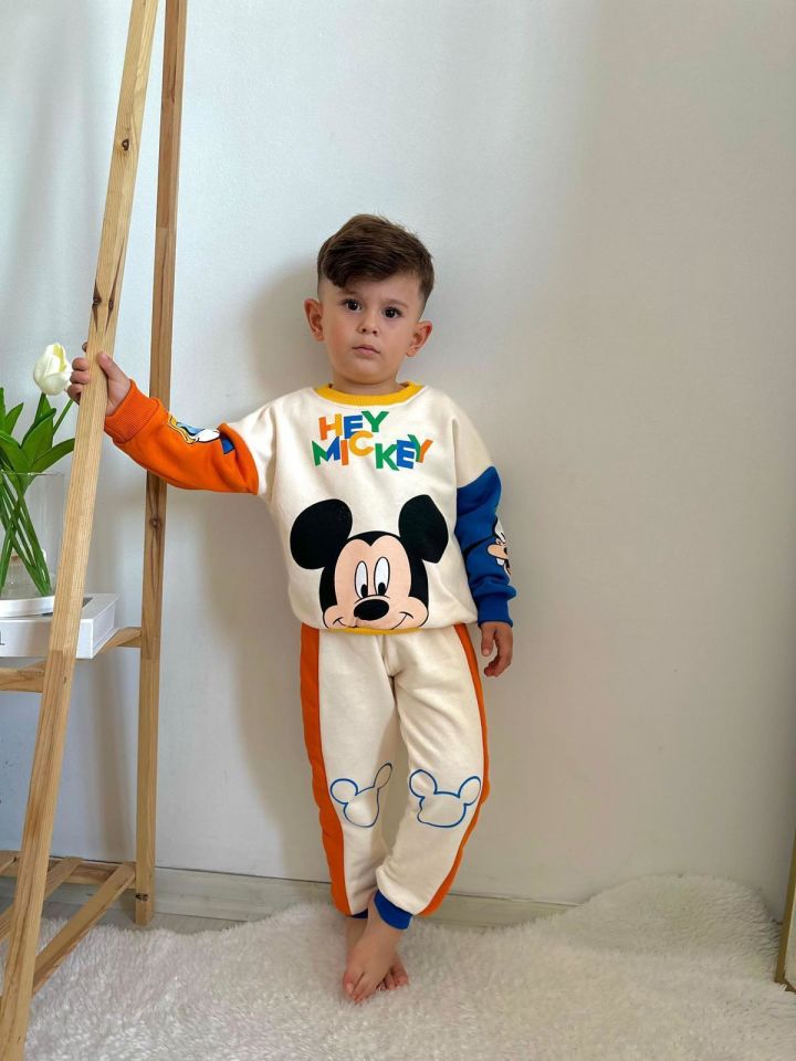 Yeni Sezon Baharlık  Unisex Mickey Mouse Mevsimlik  Alt Üst Eşofman Takımı 2245