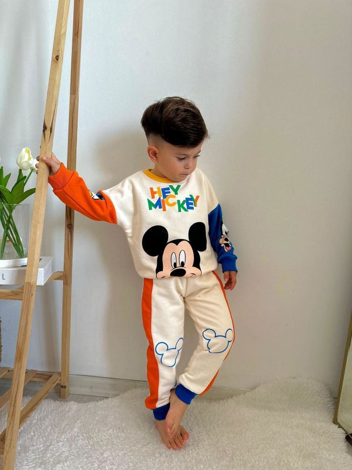 Yeni Sezon Baharlık  Unisex Mickey Mouse Mevsimlik  Alt Üst Eşofman Takımı 2245