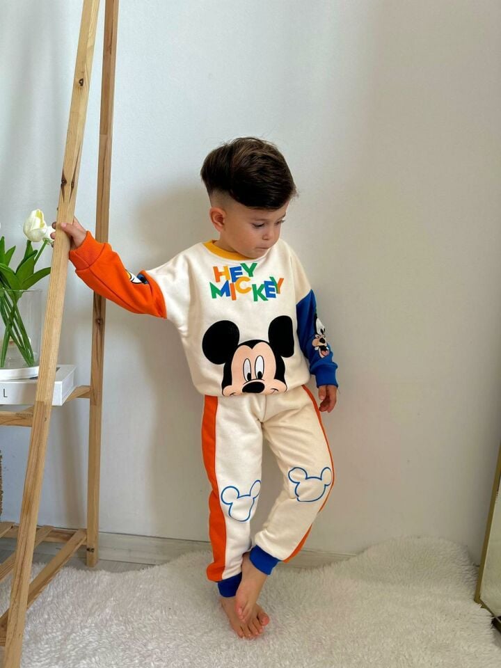 Yeni Sezon Baharlık  Unisex Mickey Mouse Mevsimlik  Alt Üst Eşofman Takımı 2245