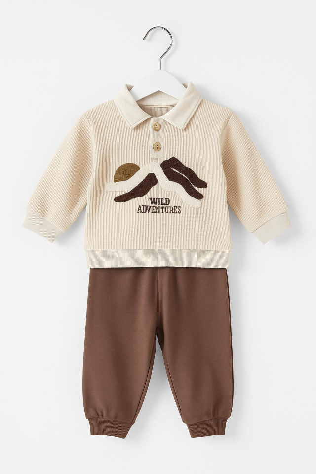 Erkek Bebek 2’li Takım – Yaka Detaylı Nakışlı Sweatshirt ve Eşofman Altı 07147V