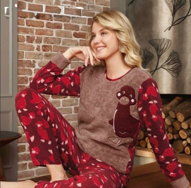 Kadın Polar Pijama Takımı – Yumuşak, Sıcak ve Rahat Ev Giyim 13235-42235