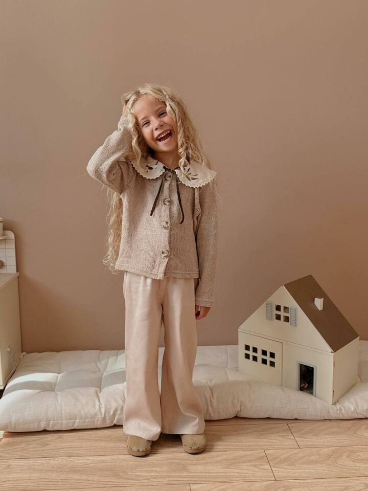 Bej Renkli  Kuğu Yaka Kız Çocuk Triko Hırka ve Pantolon Takım 6005