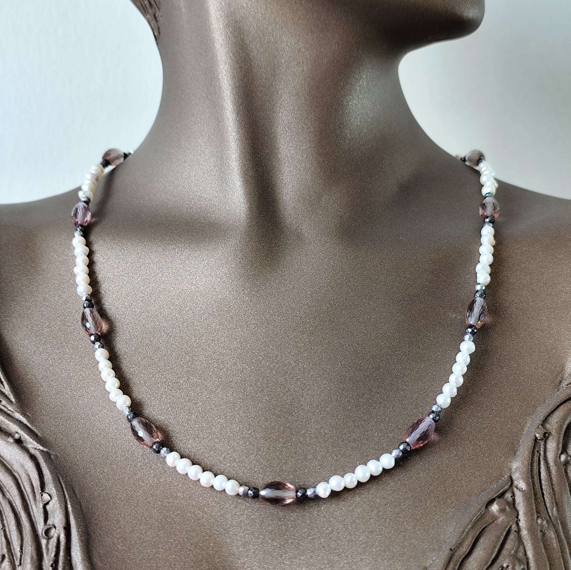 Attractive Necklace