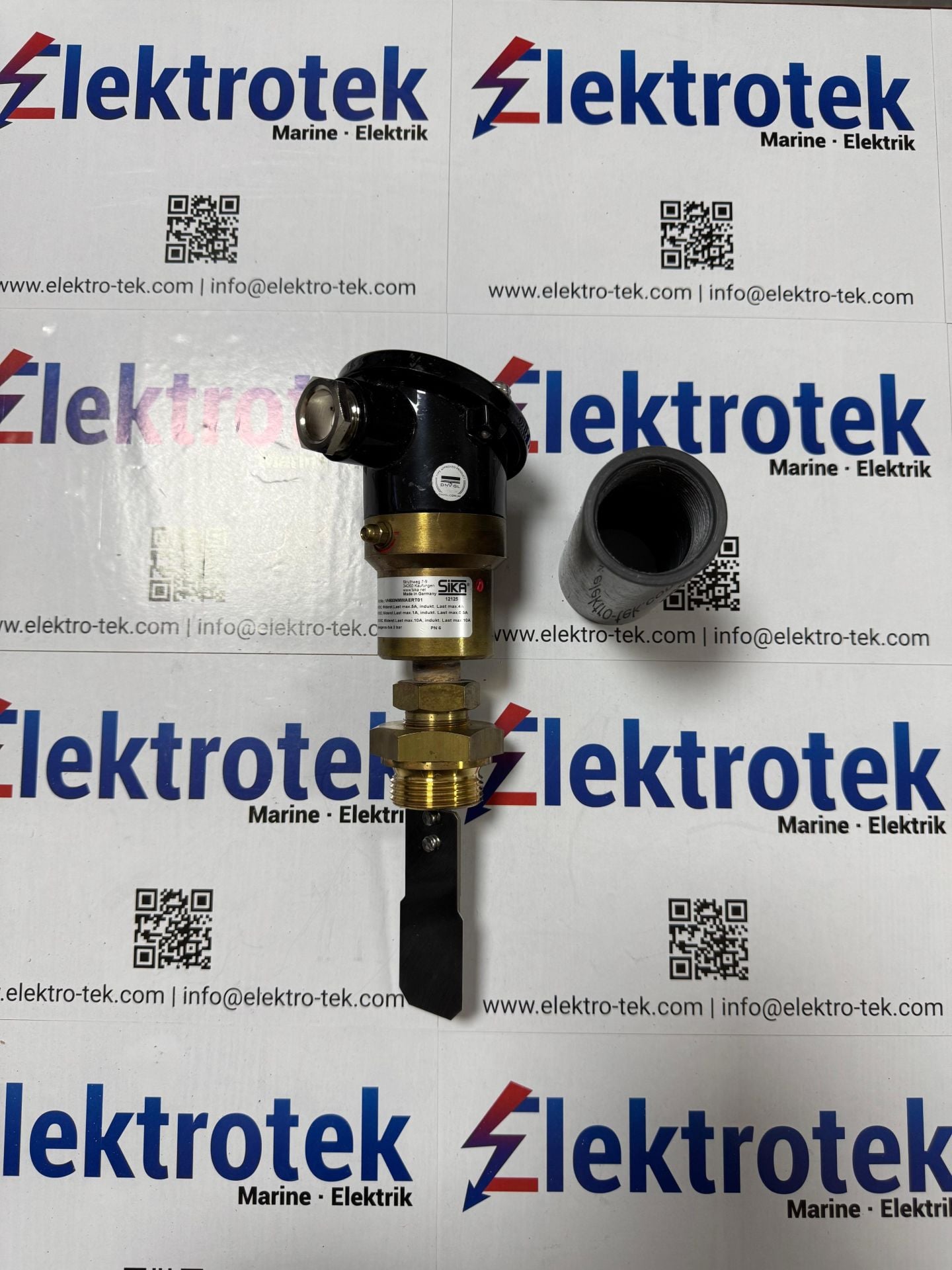 SIKA VH500NMWAERT01 FLOW SWITCH VH500 6bar
