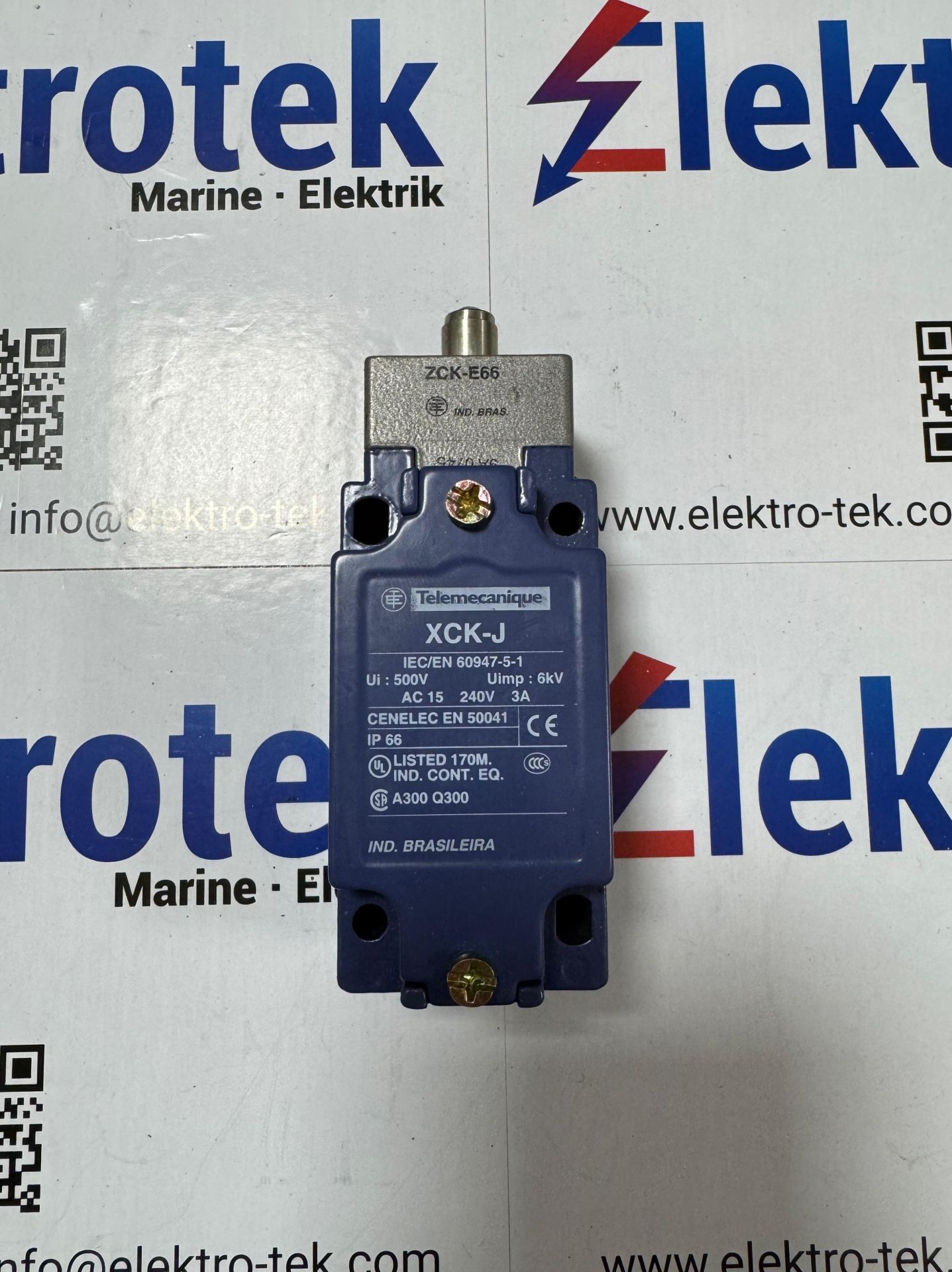Telemecanique XCKJ161 IP66 LIMIT SWITCH