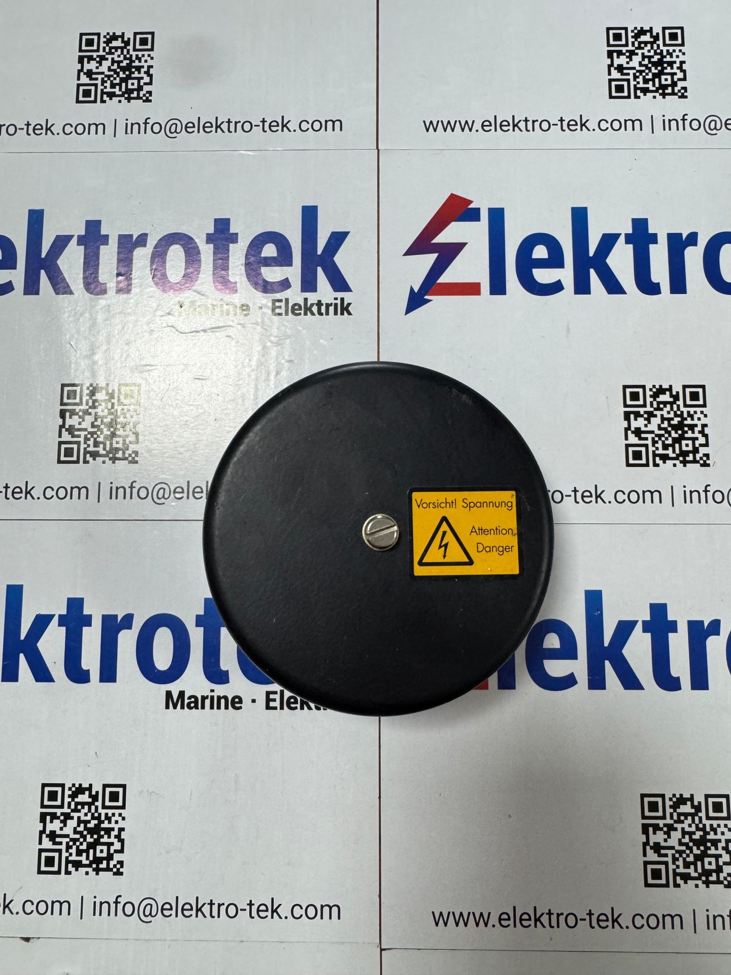 REMOTE CONTROL E4L-MEC M20 SWITCHBOX 258240