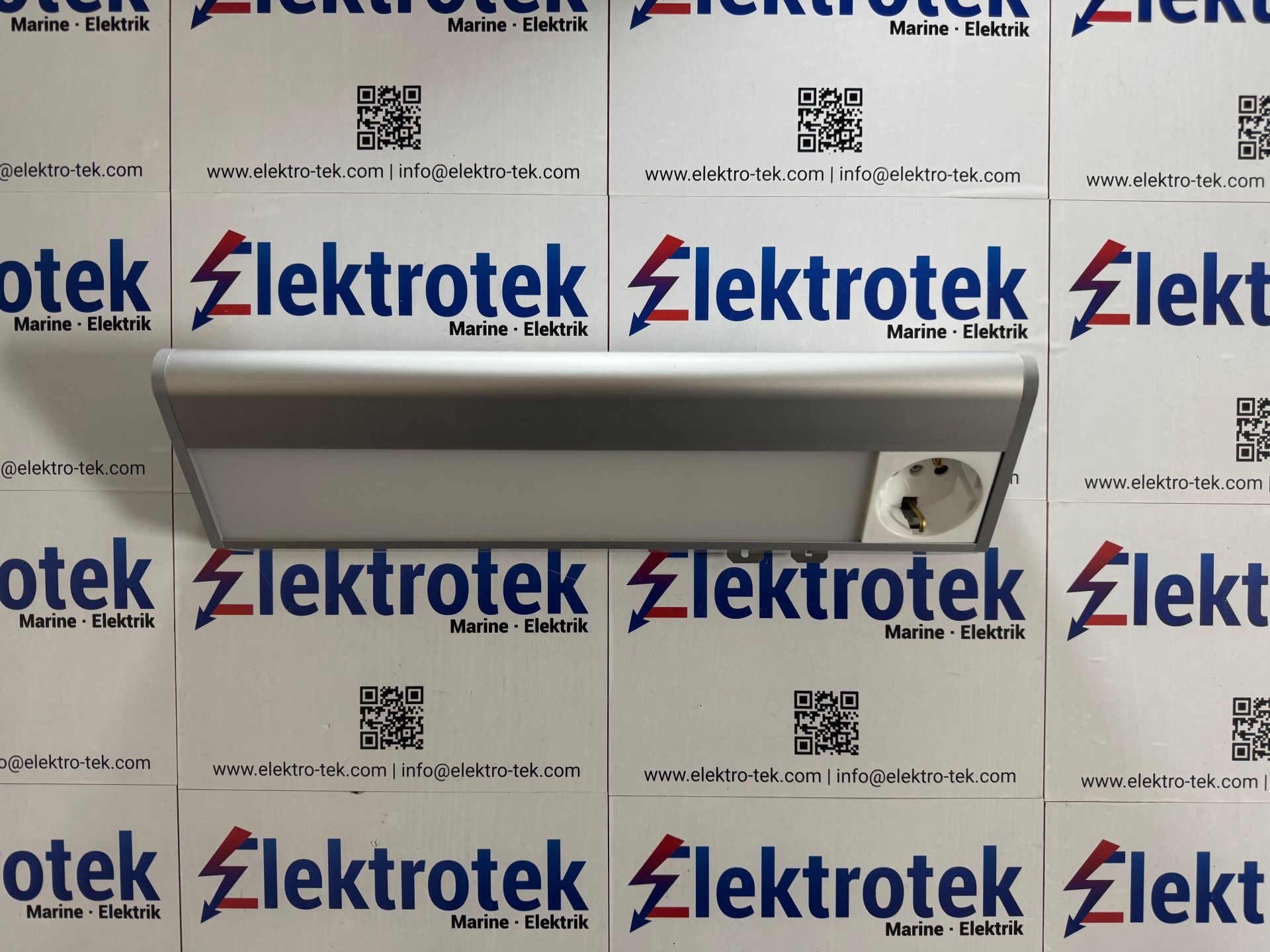 220V 10W 30CM LED ARMATÜR, YATAK BAŞI / AYNA ÜSTÜ