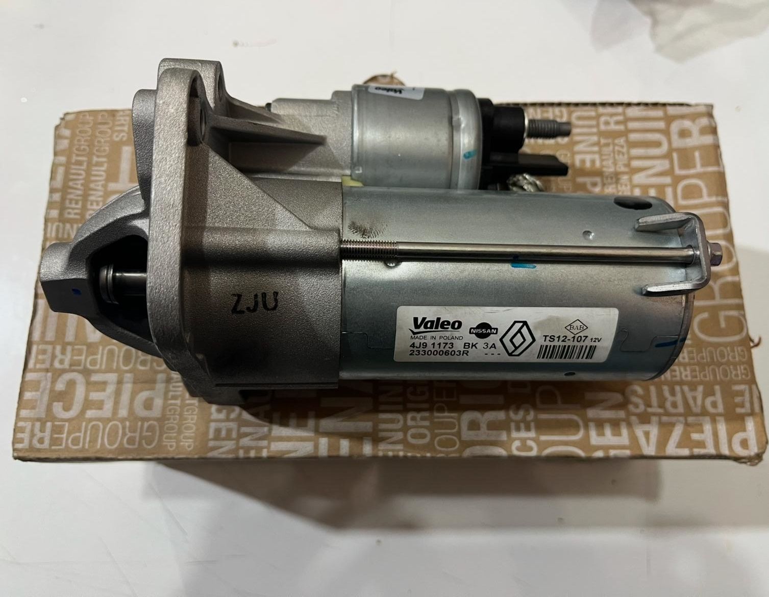 VALEO 446770 MARŞ MOTORU 10 DİŞ CLIO II-III-MEGAN II-III-SCENIC II-III-KANGO II-III-LOGAN 1.5DCİ İ (438224)-233003329R-8200836473-233000603R