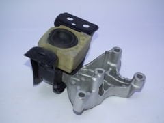 MAİS 112108607R MOTOR TAKOZU SAG MERCEDES RENAULT KANGOO III 08=>1.5 DCI 75-90 PS 112107673R