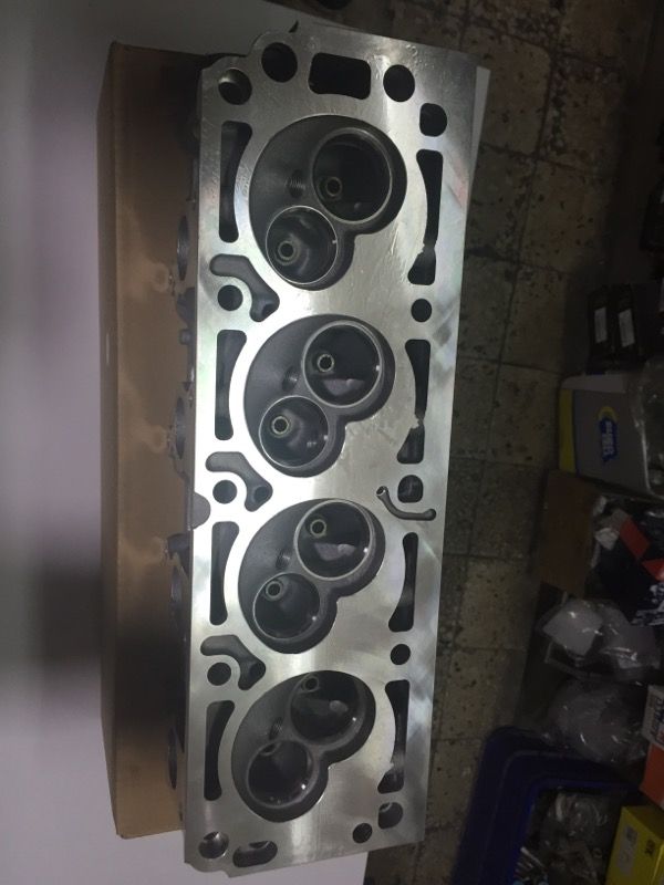 Vectra A 1988 - 1995 1.8 Karbüratörlü motor Silindir Kapağı