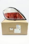 Opel Astra H Hatchback Sol Stop Lambası Beyaz Zemin 2004-2006