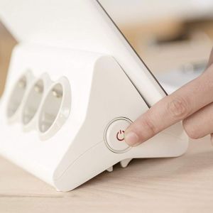 Legrand Grup Priz Standart Beyaz 1,5Mt Kablolu 3x2P+E 2Usb 694810