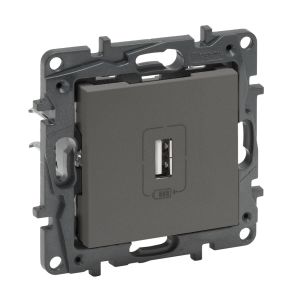 Legrand Raventi Titanyum Tekli Usb Şarj Prizi 1100Ma 768897