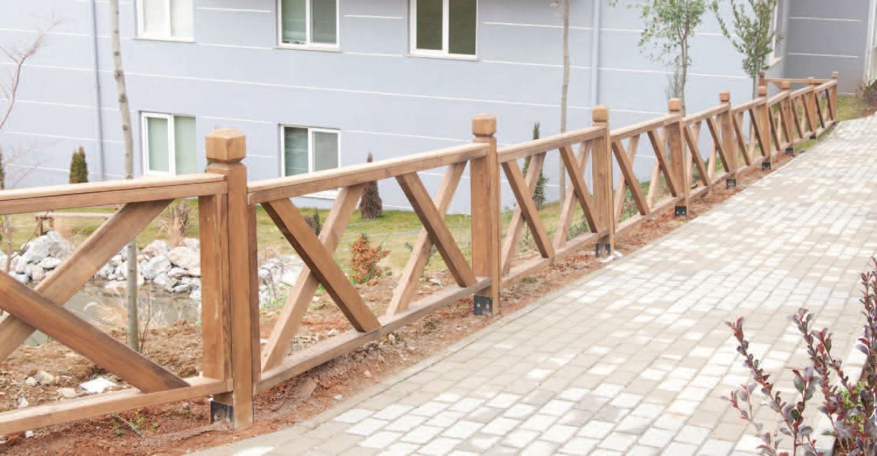 Okulca DK-6180  Ahşap Çit m2
