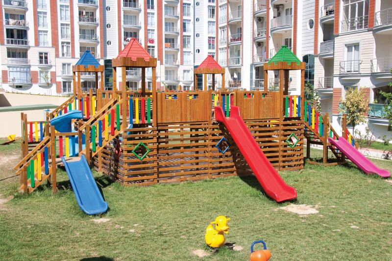 Okulca AOG-1410 Ahşap Oyun Grubu 1300*1300 cm