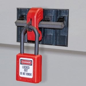 Master Lock S3821 Kompakt Şalter Kilitleme Aparatı Küçük (120/240V)
